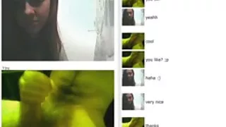 තරුණ brunette Polina Sw